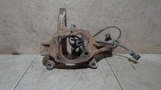 Кулак поворотный передний правый Mitsubishi Galant 9 DJ, DM
