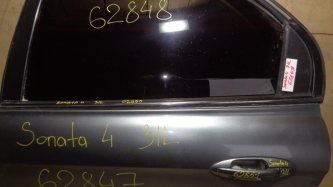 Накладка стекла заднего левого Hyundai Sonata EF