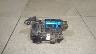 Замок двери задней правой Renault Sandero 1 BS