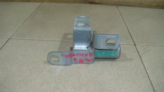 Петля двери передней правой нижняя Ford Mondeo 4