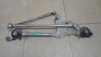 Трапеция дворников Toyota Corolla E150