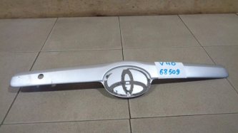 Накладка крышки багажника Toyota Camry XV40