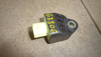 Датчик AIR BAG Toyota Camry XV40