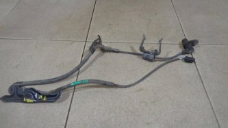 Датчик ABS передний левый Toyota Camry XV40