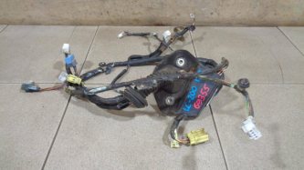 Проводка двери Toyota Land Cruiser J200