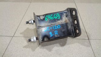 Кронштейн усилителя переднего бампера правый Toyota Land Cruiser Prado J120
