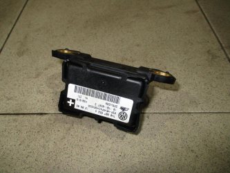 Датчик ускорения Audi Q7 4L