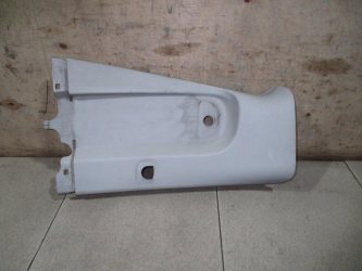 Обшивка стойки Toyota Hiace H200