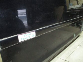 Молдинг передней двери Ford Focus 2
