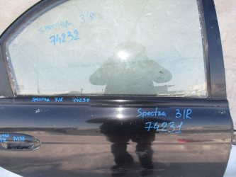 Накладка стекла заднего правого Kia Spectra SD