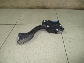 Педаль газа Toyota Corolla E150
