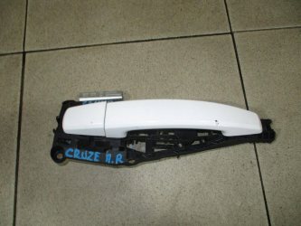 Ручка двери передней наружная правая Chevrolet Cruze J300