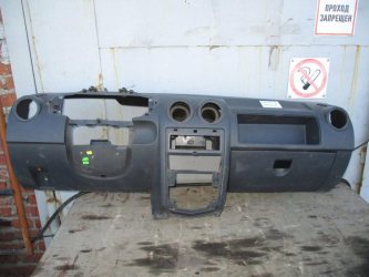 Торпедо Renault Logan 1 L90