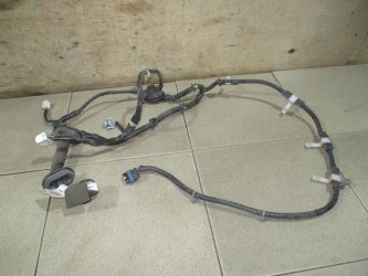 Проводка двери Nissan Primera P12