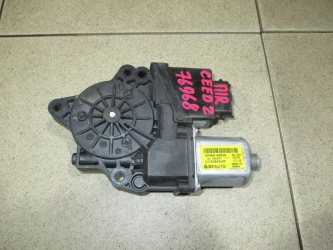 Моторчик стеклоподъемника Kia Ceed 2 JD