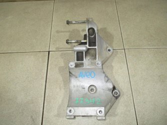 Кронштейн кондиционера Chevrolet Aveo T250, T255