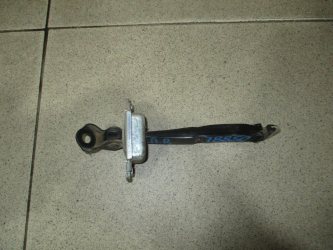 Ограничитель двери Hyundai Elantra HD