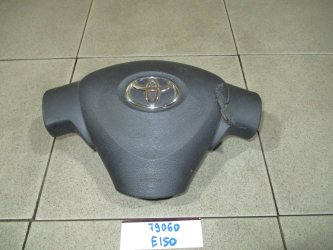 Подушка безопасности в руль Toyota Corolla E150