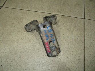 Петля двери передней Mitsubishi Lancer 9 CS