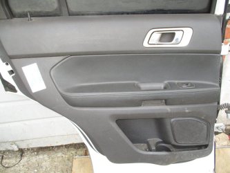Обшивка двери задней левой Ford Explorer U502