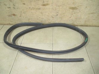 Уплотнитель двери Ford Focus 3