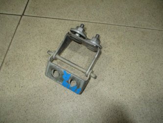Петля двери багажника Ford Focus 3