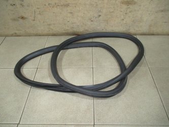 Уплотнитель двери Opel Astra J
