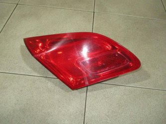 Фонарь задний внутренний левый Opel Astra J
