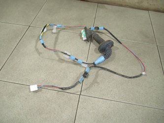 Проводка двери Toyota Corolla E150