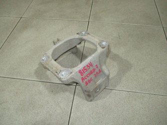 Кронштейн двигателя задний Honda Accord 7 CL