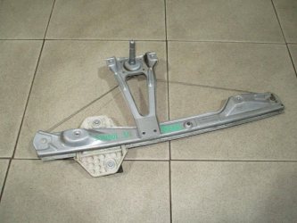 Стеклоподъемник механический задний левый Renault Symbol 1