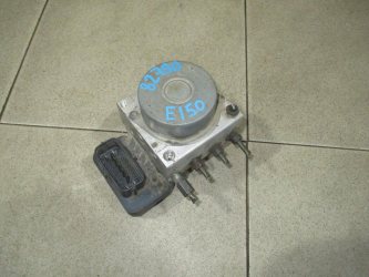 Блок ABS Toyota Corolla E150