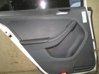 Обшивка двери задней левой Volkswagen Jetta A6