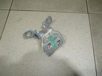 Петля двери Renault Sandero 1 BS