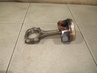 Поршень с шатуном Subaru Impreza XV G12, GE, GH