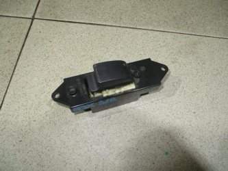 Кнопка стеклоподъемника Mitsubishi ASX