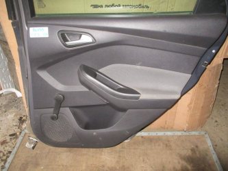 Обшивка двери задней правой Ford Focus 3