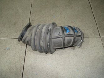 Патрубок воздушного фильтра Ford Focus 3