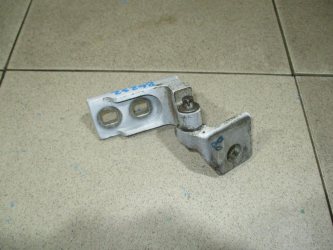 Петля двери передней правой верхняя Opel Corsa D
