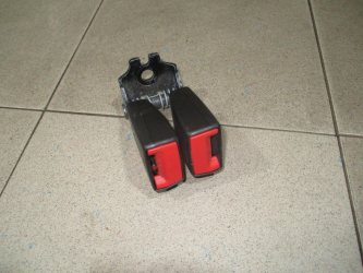 Ответная часть ремня безопасности Ford Focus 3