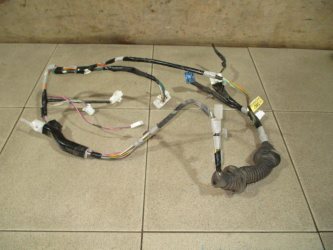 Проводка двери Toyota Corolla E150