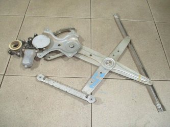 Стеклоподъемник передний левый Toyota Corolla E150
