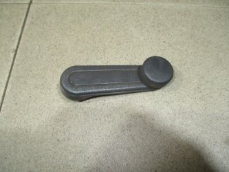 Ручка стеклоподъемника Toyota Corolla E150