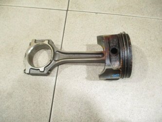 Поршень с шатуном Ford Focus 3