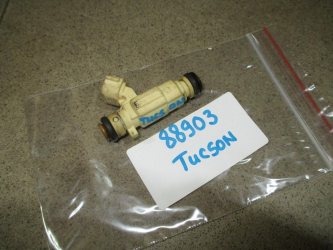 Форсунка топливная Hyundai Tucson 1 JM