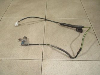 Датчик ABS передний правый Toyota Corolla E120