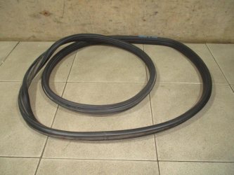 Уплотнитель двери Opel Astra G
