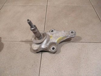 Кронштейн опоры двигателя Peugeot Expert G9