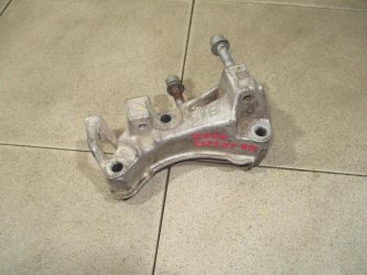 Кронштейн двигателя правый Peugeot Expert G9