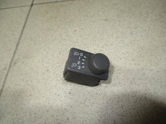 Кнопка корректора фар Nissan Almera N16